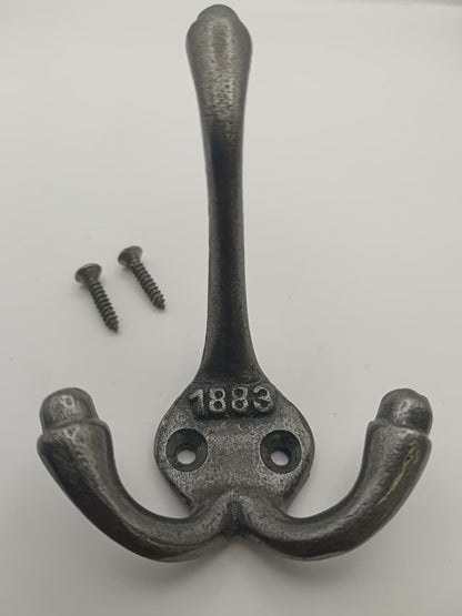Cast Iron 1883 Antique Triple coat hook with a pair of matching woodscrews (Pack of 4)