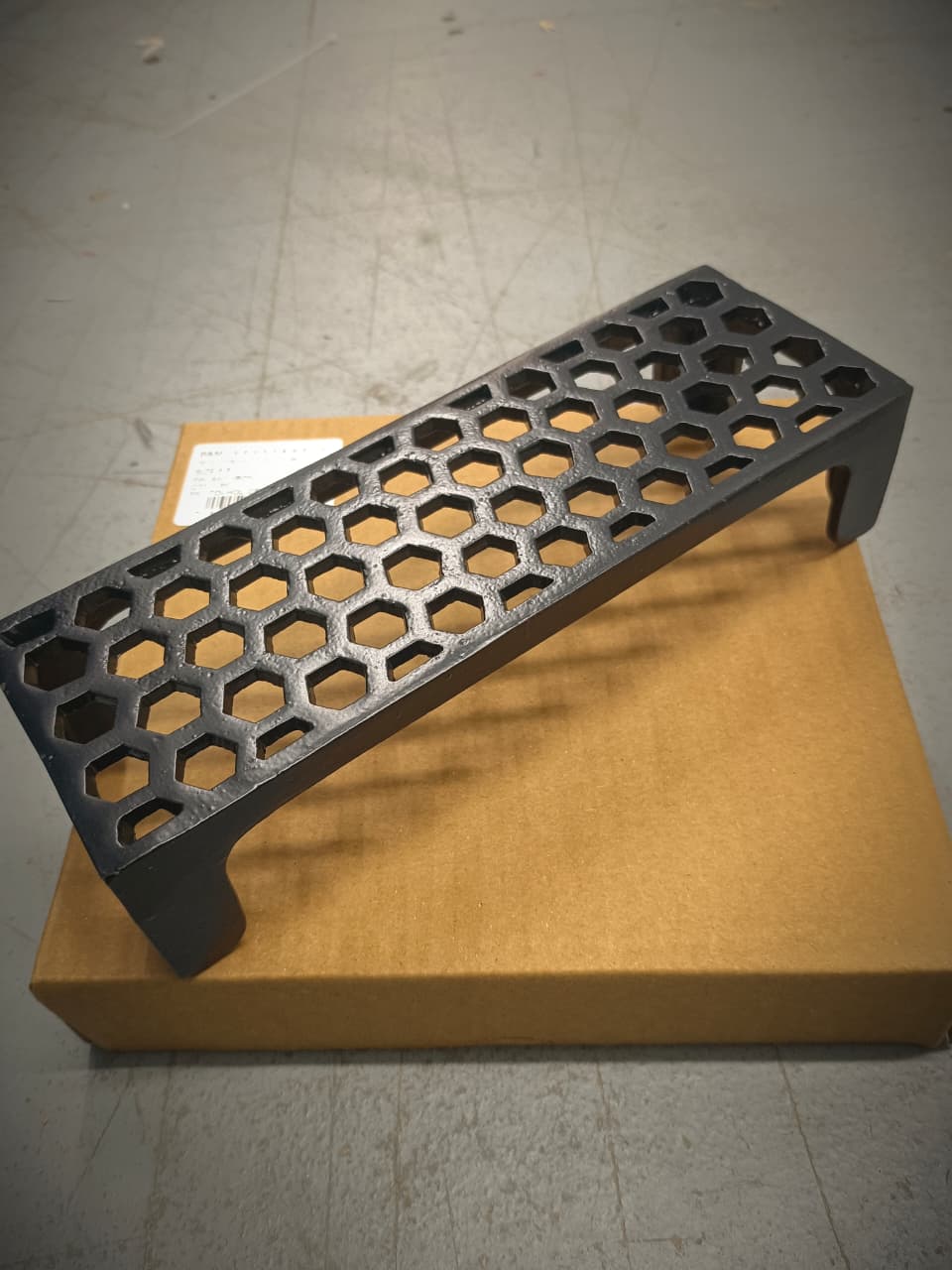 HONEYCOMB AIR BRICK/VENT Antique Black